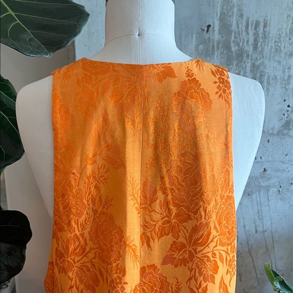 Nervi Orange Sleeveless Maxi Vest - Picture 6 of 13